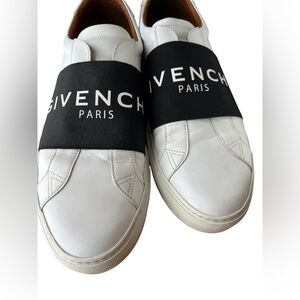Givenchy White and Black Sneakers